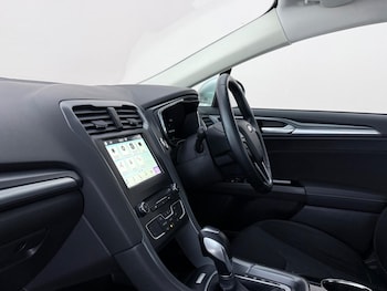 Used Ford Mondeo 2016 for sale - 78566120: Photo