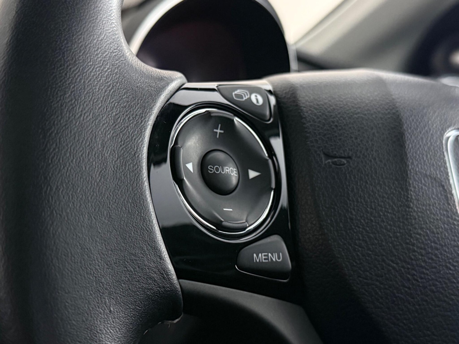 Used Honda Civic 2016 for sale - 78063155: Photo 18