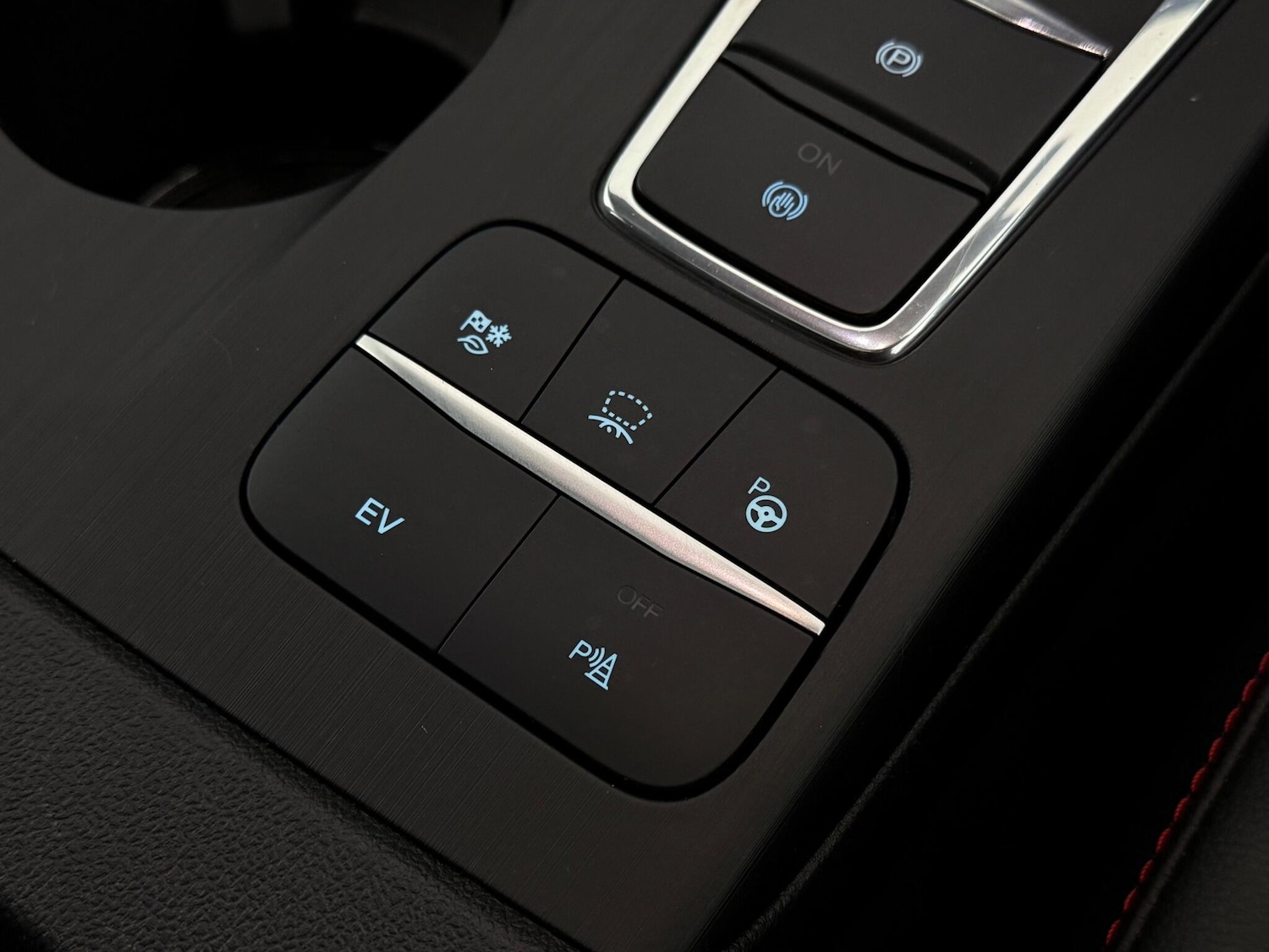 Used Ford Kuga 2023 for sale - 77181232: Photo 37