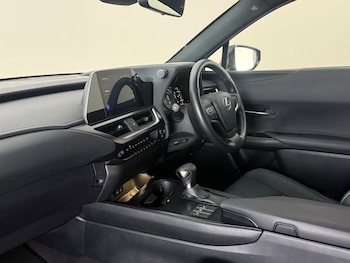Used Lexus UX 2023 for sale - 79237325: Photo