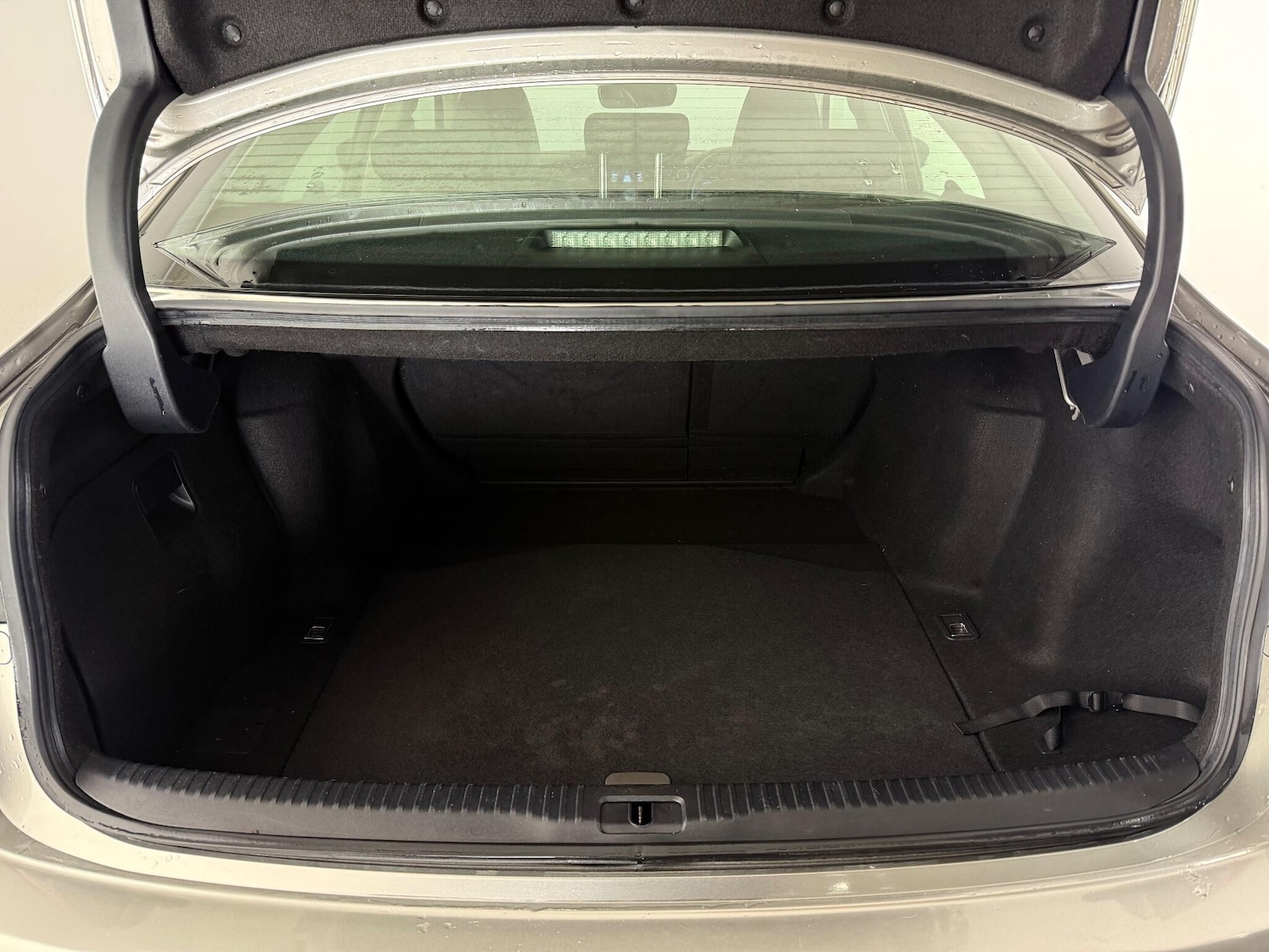 Used Lexus IS 2018 for sale - 76468491: Photo 11