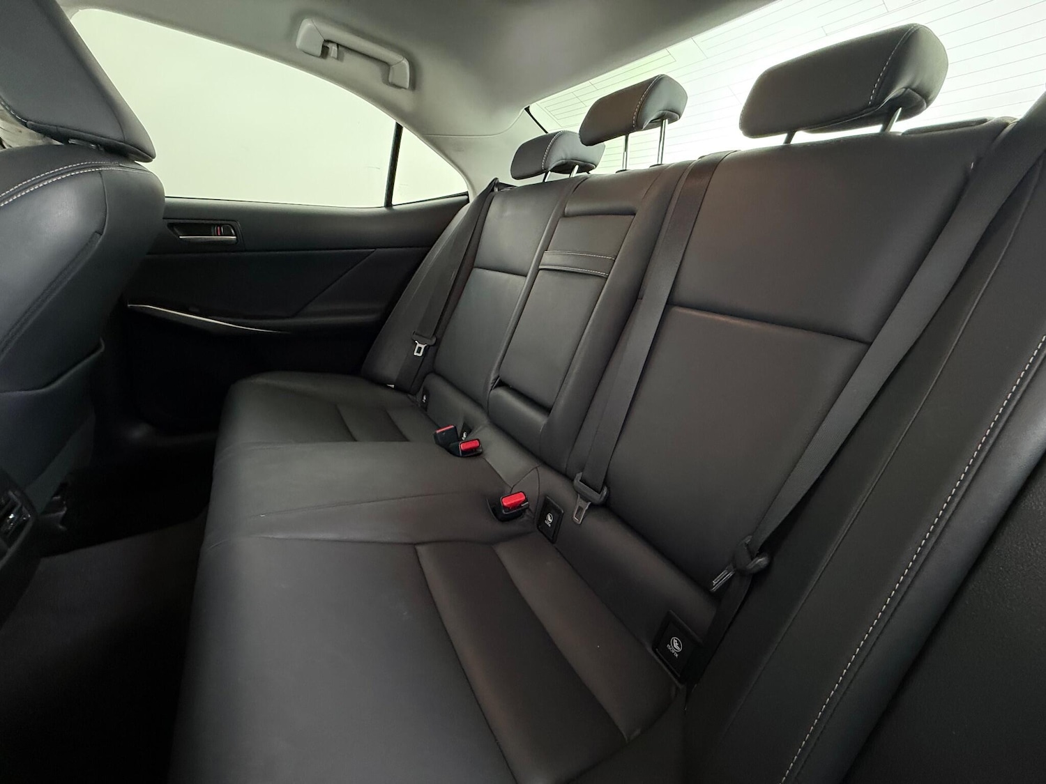 Used Lexus IS 2018 for sale - 76468491: Photo 18