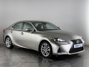 Used Lexus IS 2018 for sale - 76468491: Photo