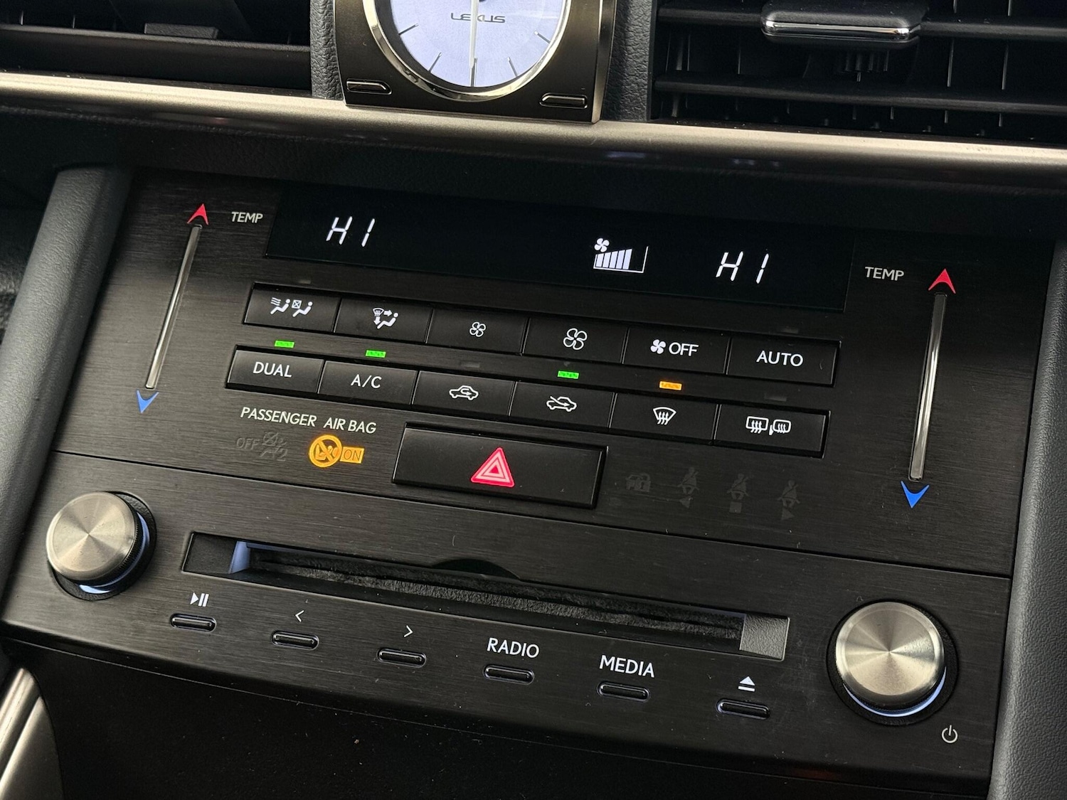 Used Lexus IS 2018 for sale - 76468491: Photo 39