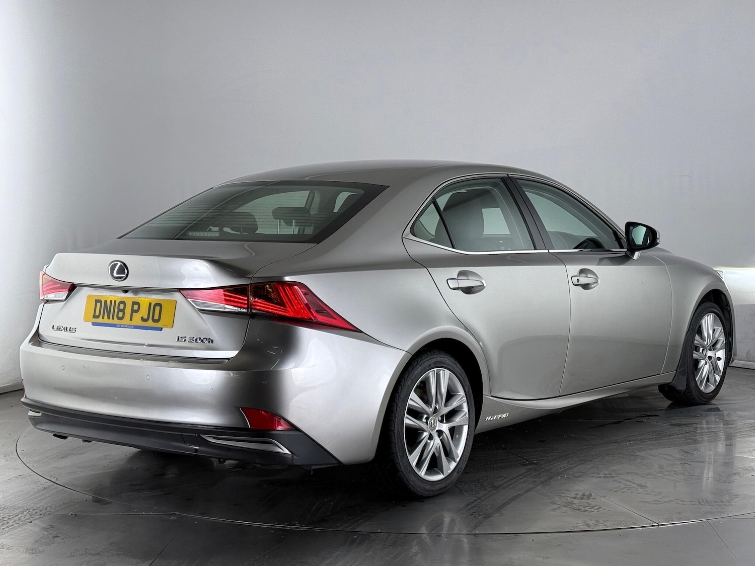 Used Lexus IS 2018 for sale - 76468491: Photo 5