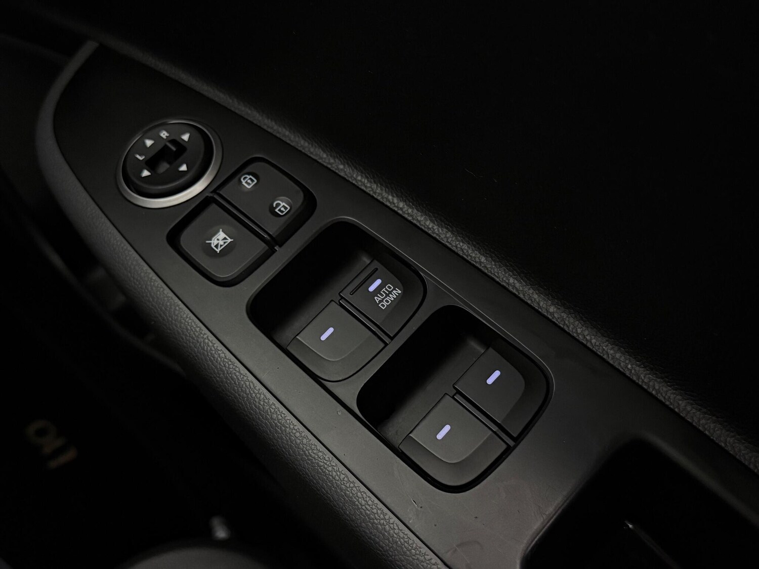 Used Hyundai i10 2018 for sale - 77246432: Photo 17