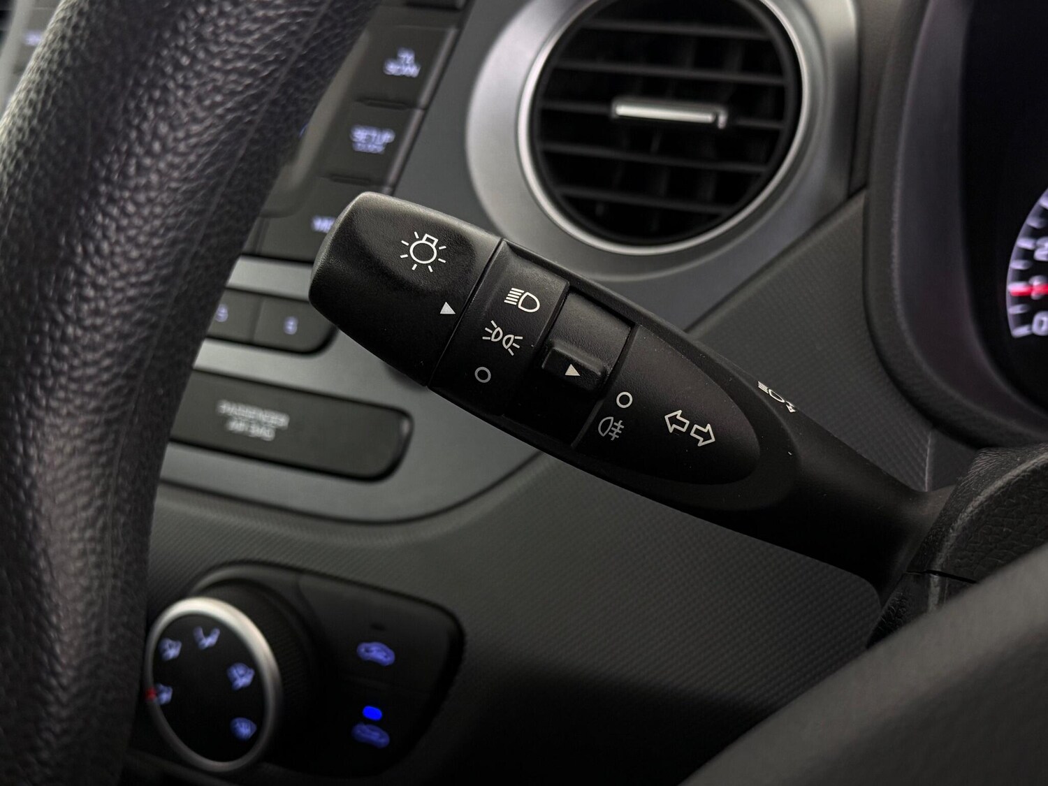 Used Hyundai i10 2018 for sale - 77246432: Photo 23