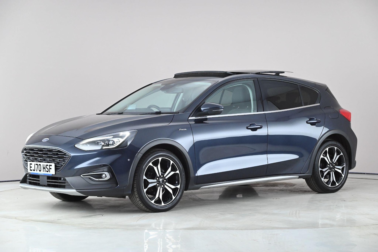 Used Ford Focus 2020 for sale - 78210663: Photo 2