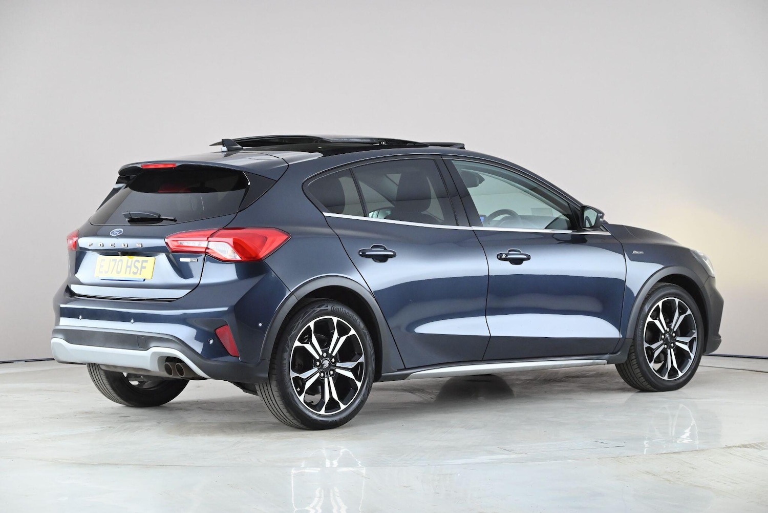 Used Ford Focus 2020 for sale - 78210663: Photo 3