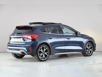 Used Ford Focus 2020 for sale - 78210663: Photo