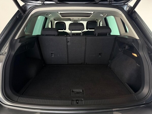 Used Volkswagen Tiguan 2018 for sale - 75597190: Photo 12