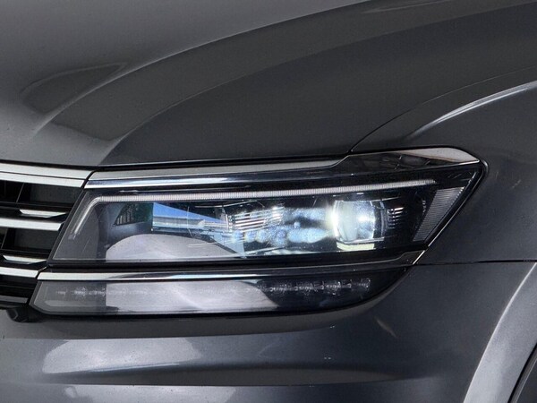 Used Volkswagen Tiguan 2018 for sale - 75597190: Photo 8