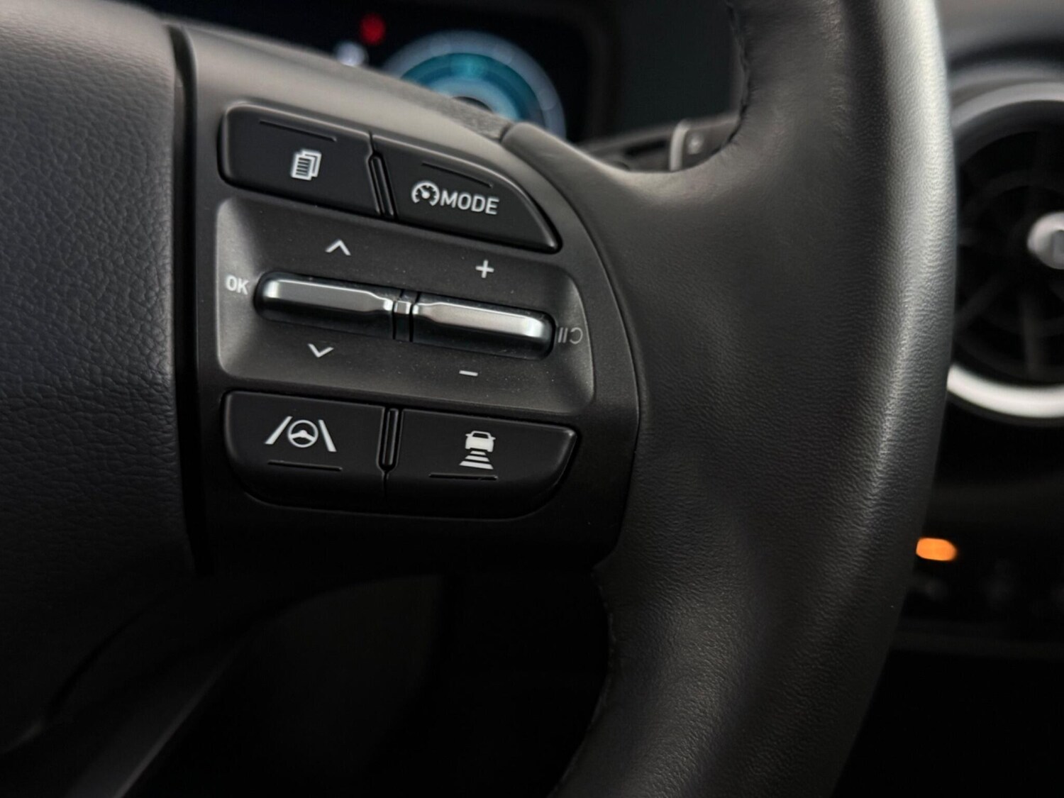 Used Hyundai KONA 2023 for sale - 77587406: Photo 16