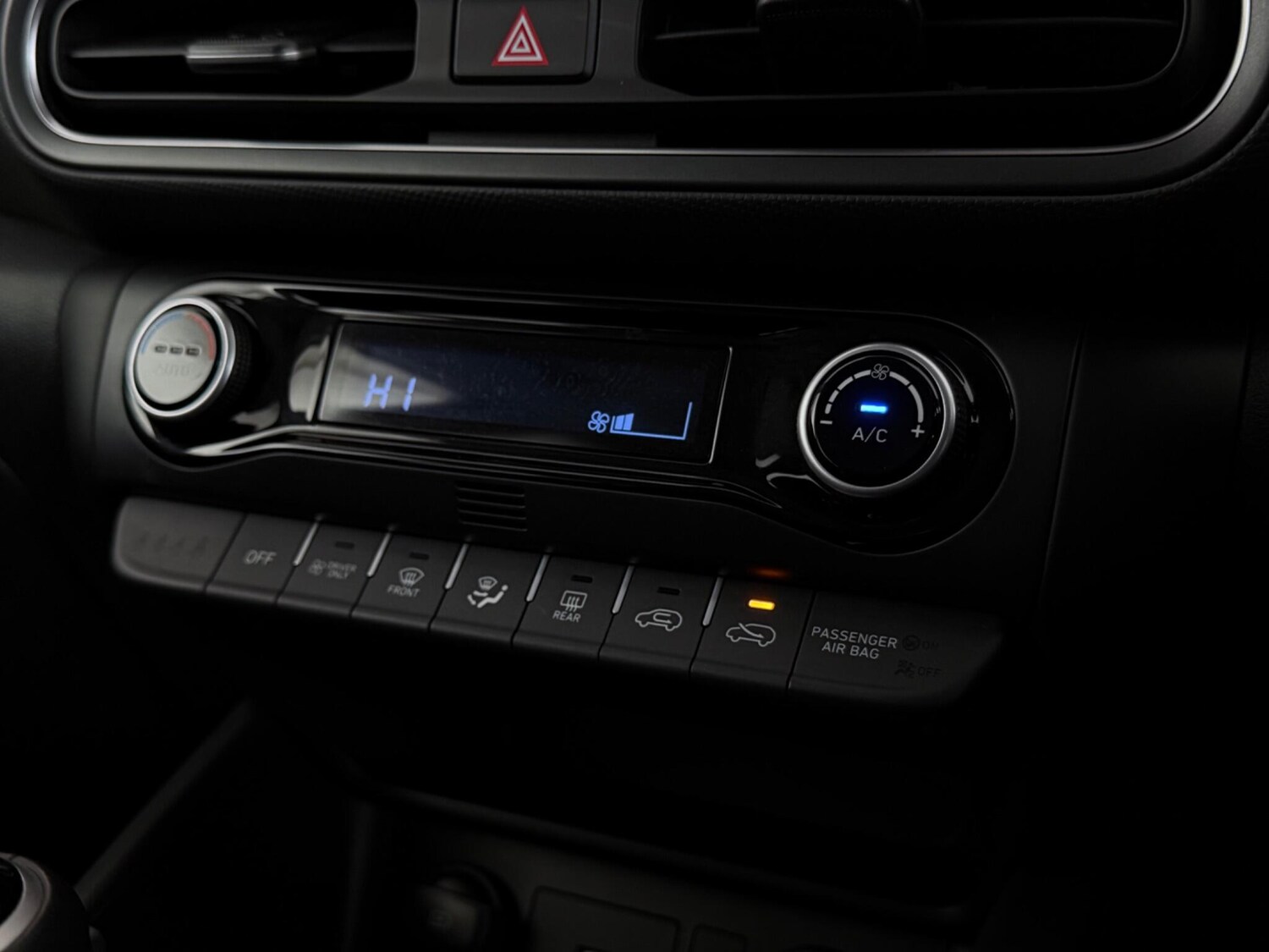 Used Hyundai KONA 2023 for sale - 77587406: Photo 32