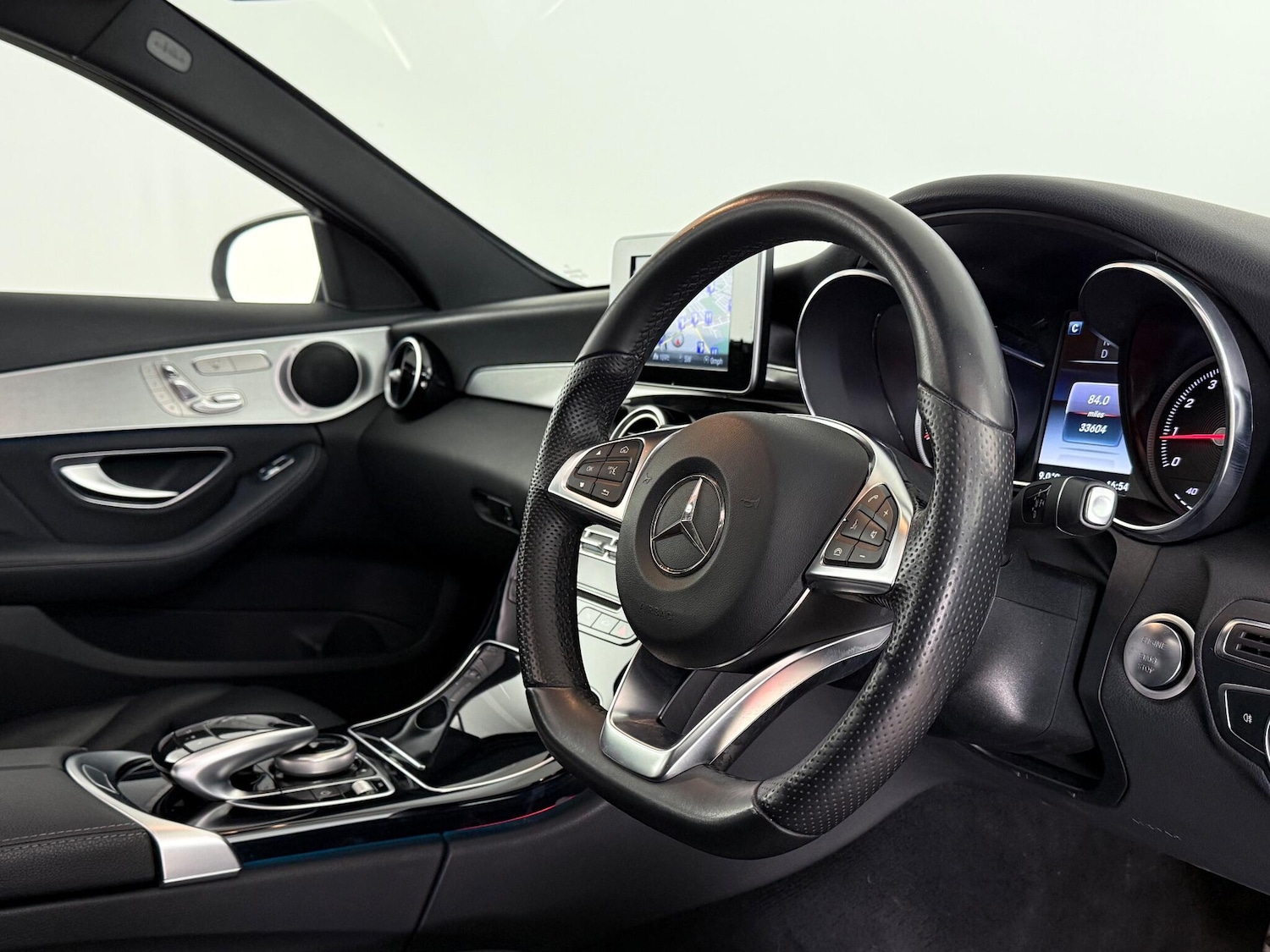 Used Mercedes-Benz C Class 2017 for sale - 76484504: Photo 15