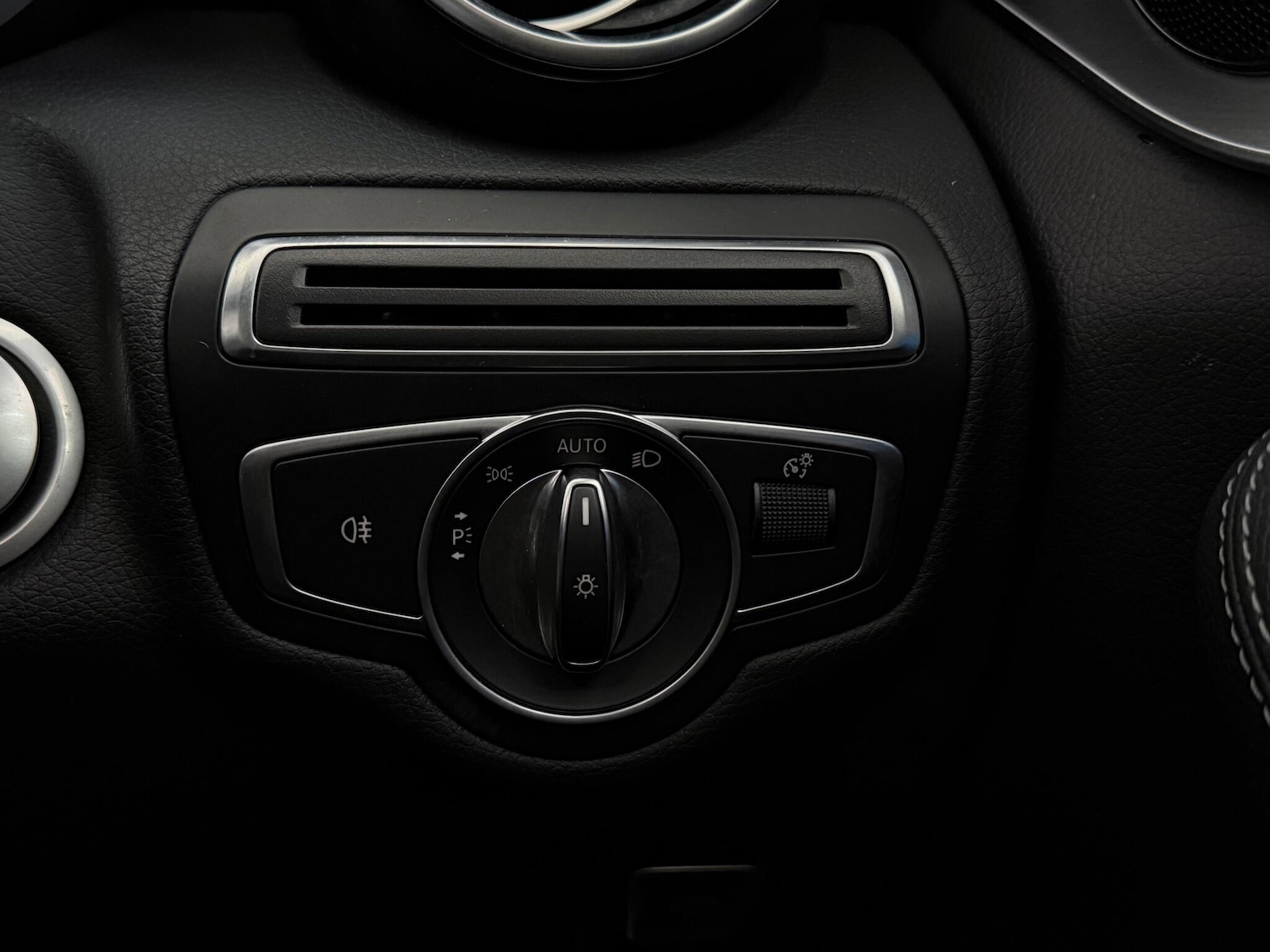 Used Mercedes-Benz C Class 2017 for sale - 76484504: Photo 29