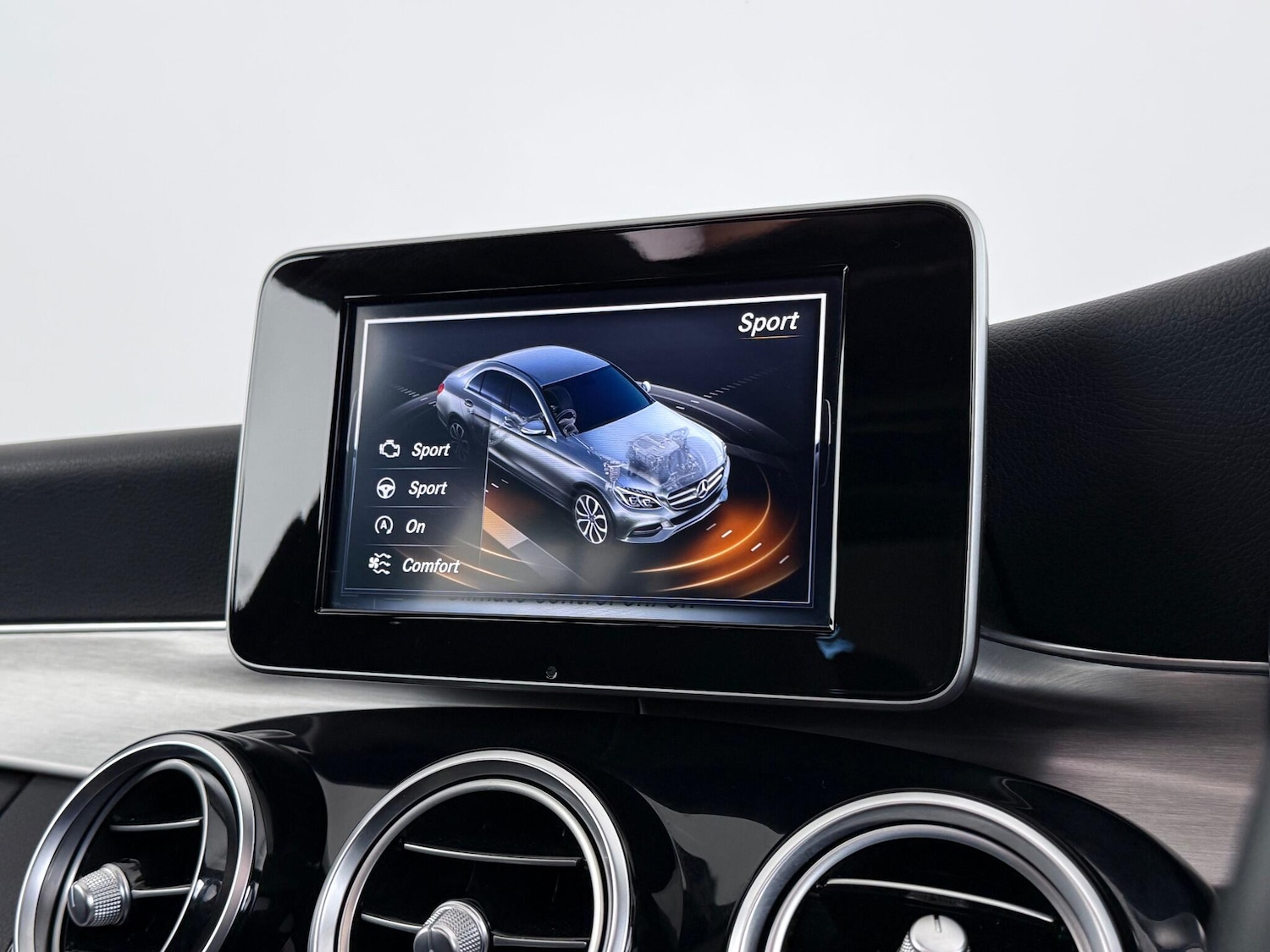 Used Mercedes-Benz C Class 2017 for sale - 76484504: Photo 38