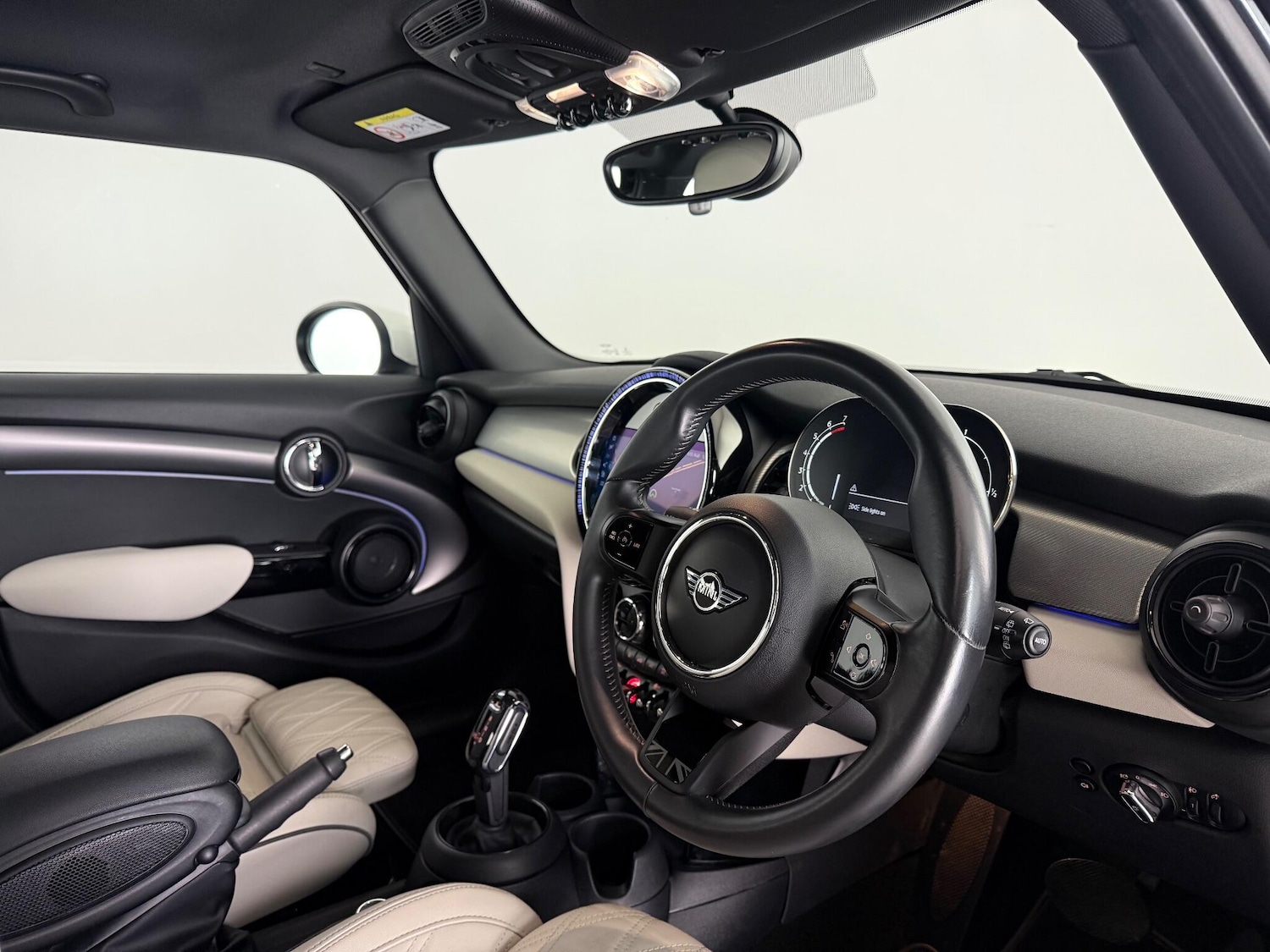 Used MINI Hatch 2022 for sale - 77181061: Photo 10