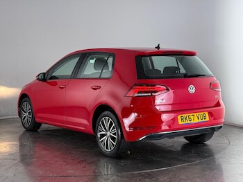 Used Volkswagen Golf 2017 for sale - 76468289: Photo