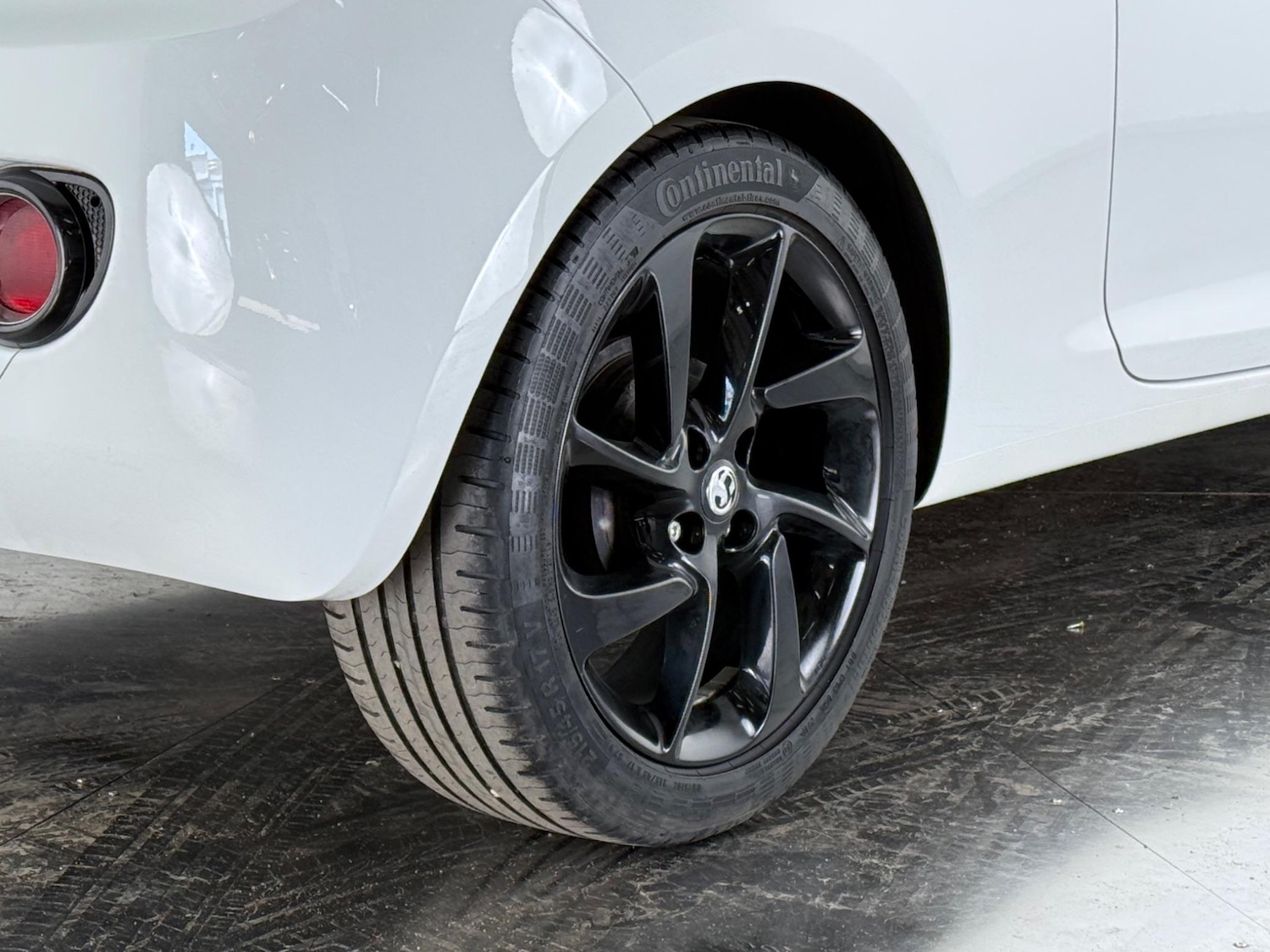 Used Vauxhall ADAM 2016 for sale - 76468468: Photo 12