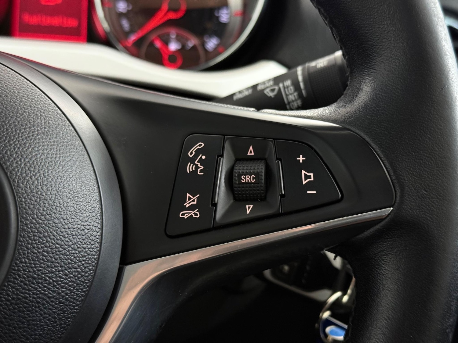 Used Vauxhall ADAM 2016 for sale - 76468468: Photo 23