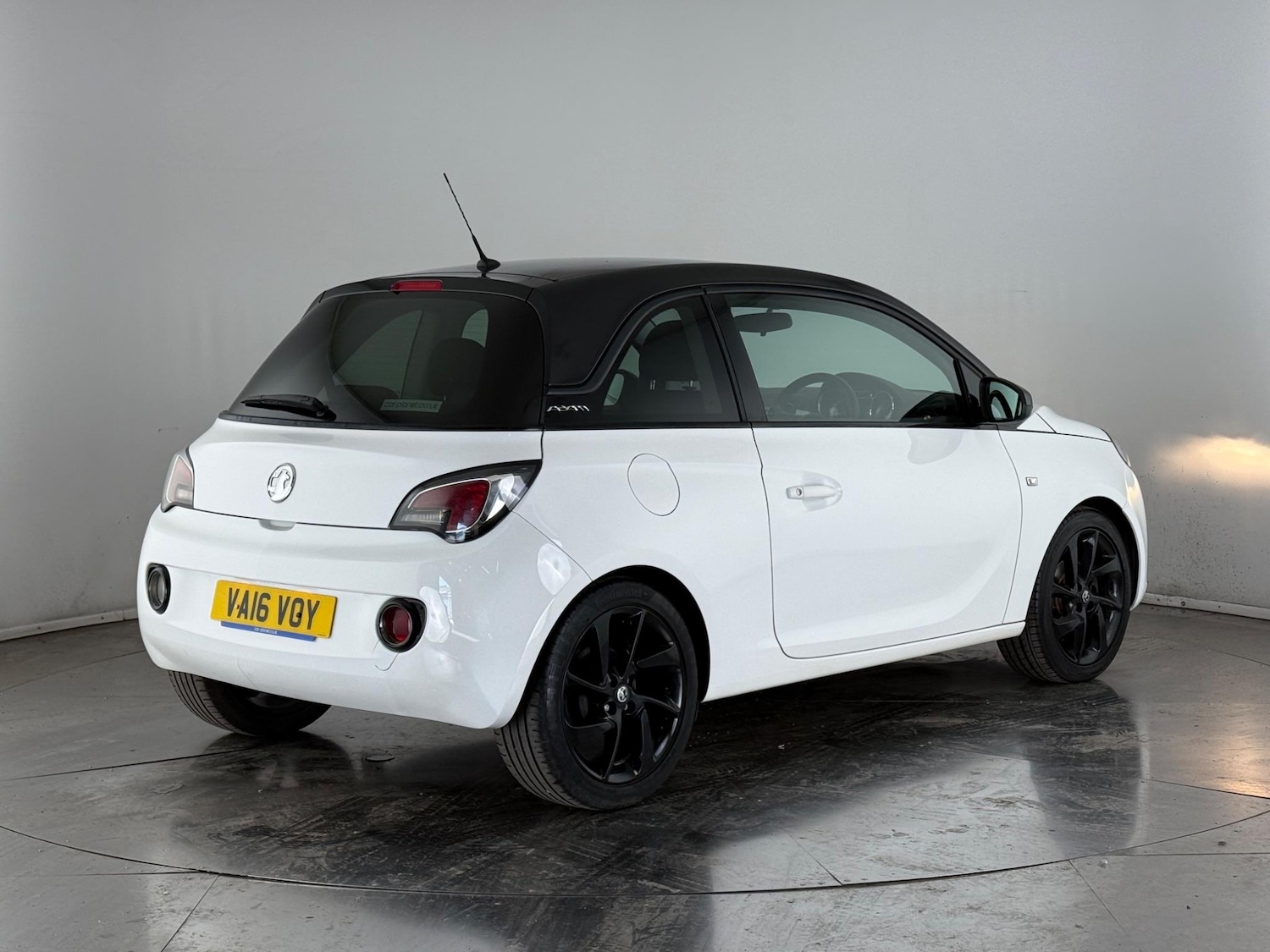 Used Vauxhall ADAM 2016 for sale - 76468468: Photo 5