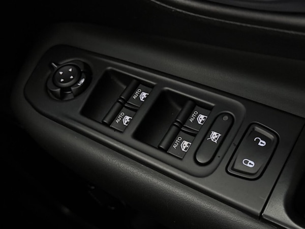 Used Jeep Renegade 2018 for sale - 75515910: Photo 24