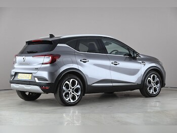 Used Renault Captur 2023 for sale - 78261506: Photo