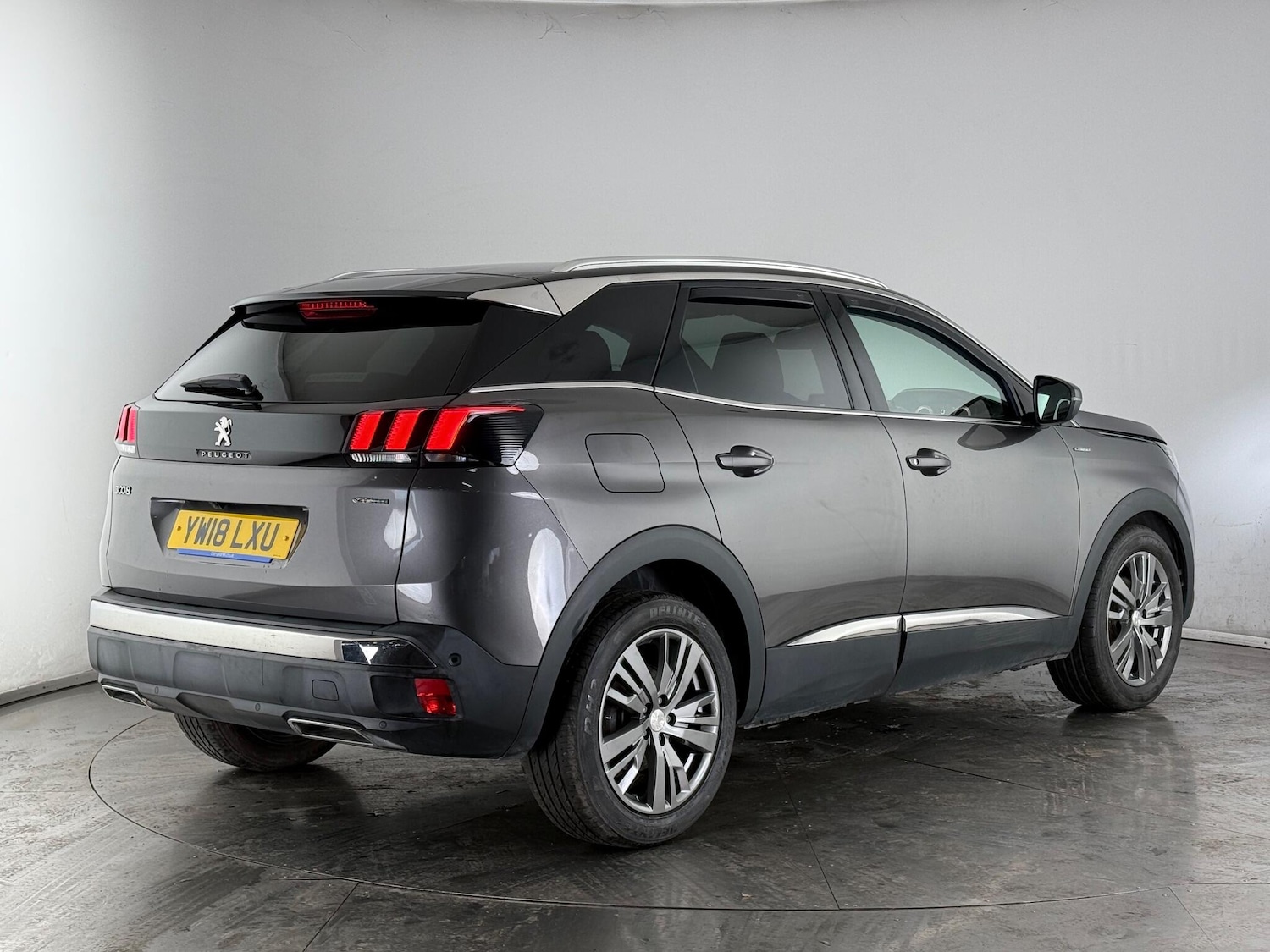 Used Peugeot 3008 2018 for sale - 76468749: Photo 4