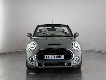Used MINI Convertible 2020 for sale - 76468569: Photo