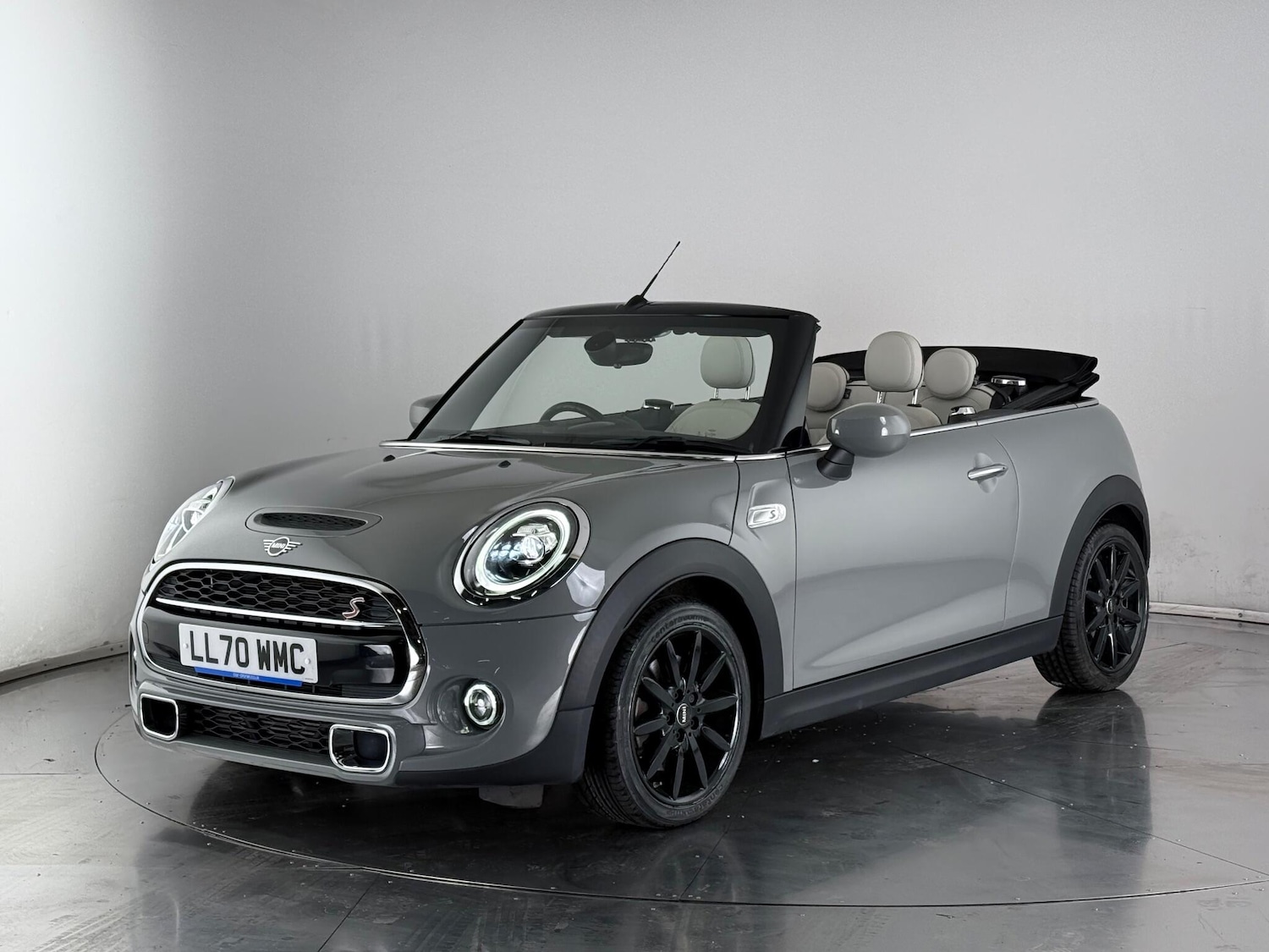Used MINI Convertible for sale - 76468569: Photo 4