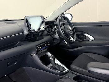 Used Toyota Yaris 2021 for sale - 78898850: Photo