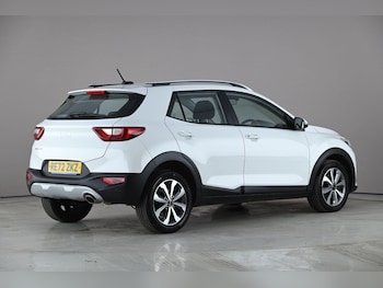 Used Kia Stonic 2022 for sale - 78101545: Photo