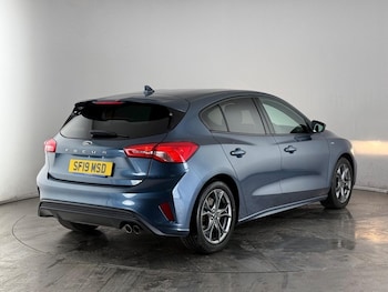 Used Ford Focus 2019 for sale - 76280307: Photo