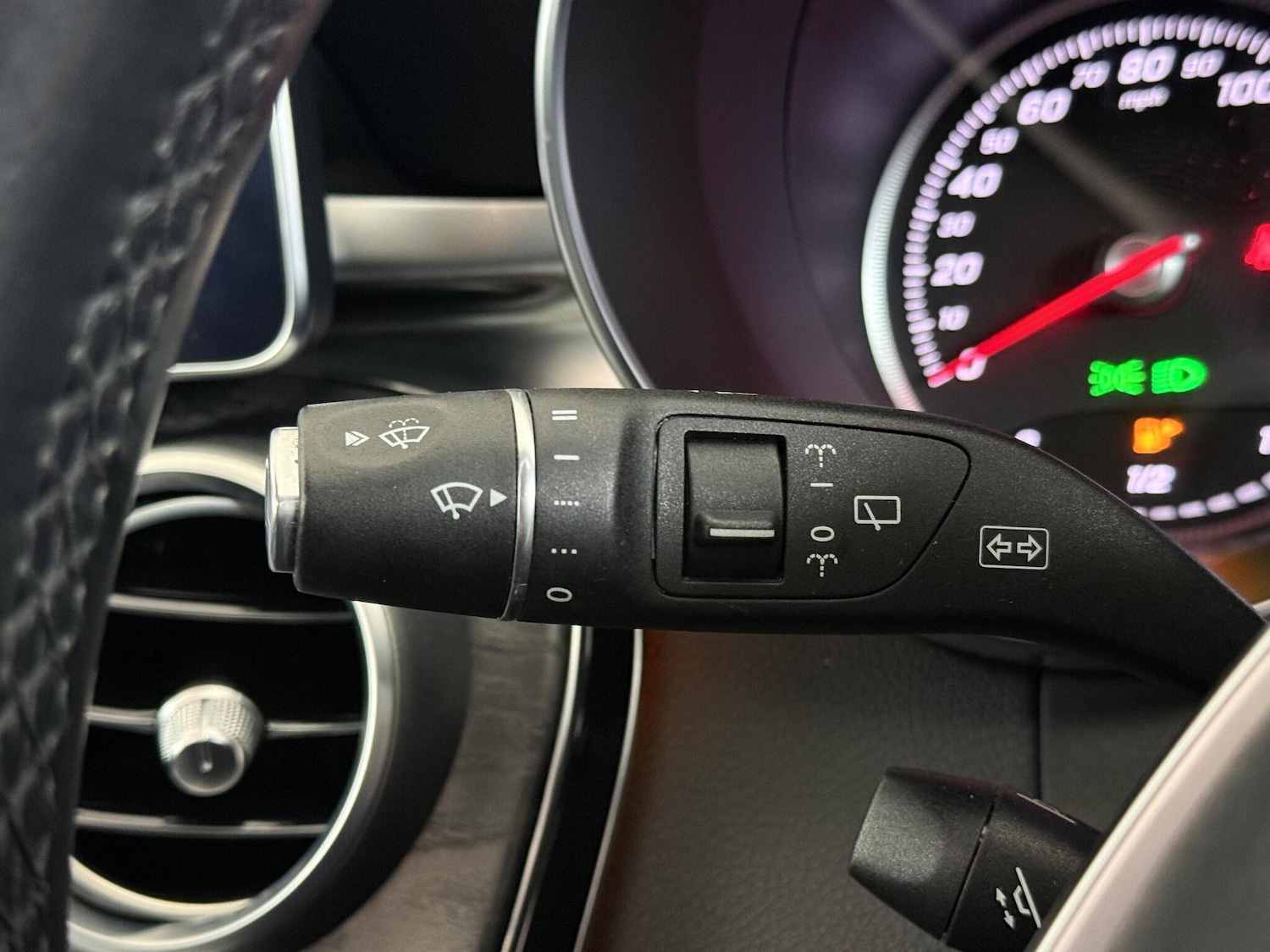 Used Mercedes-Benz C Class 2016 for sale - 77634033: Photo 21