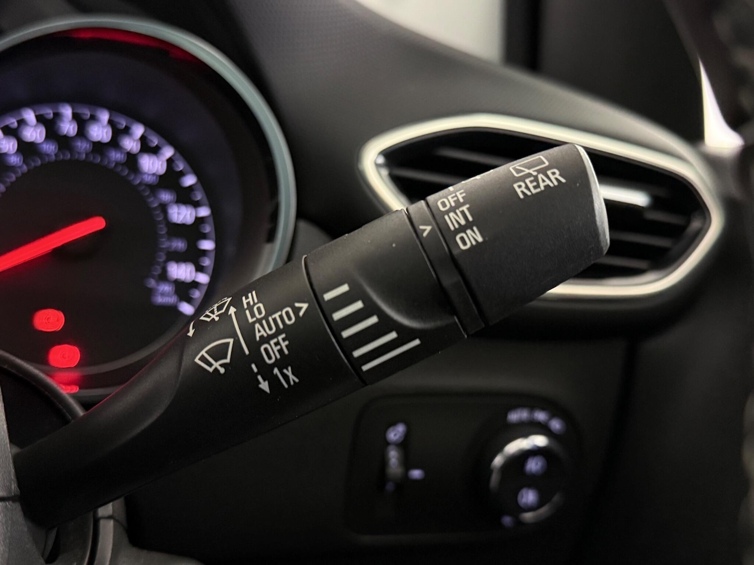 Used Vauxhall Crossland 2022 for sale - 77221989: Photo 17