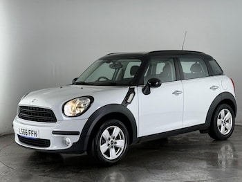 Used MINI Countryman 2016 for sale - 75671677: Photo