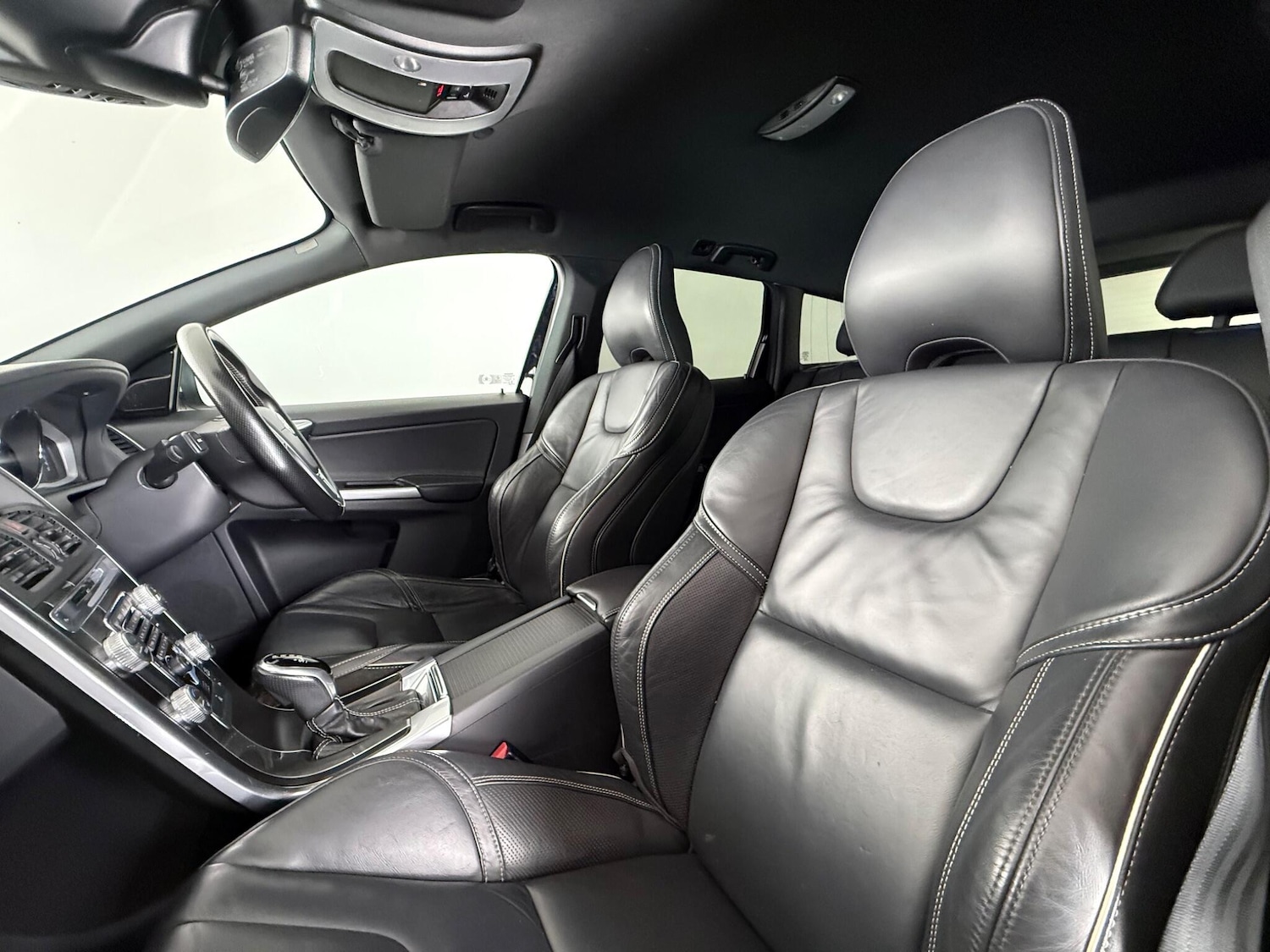 Used Volvo XC60 2017 for sale - 77260096: Photo 14