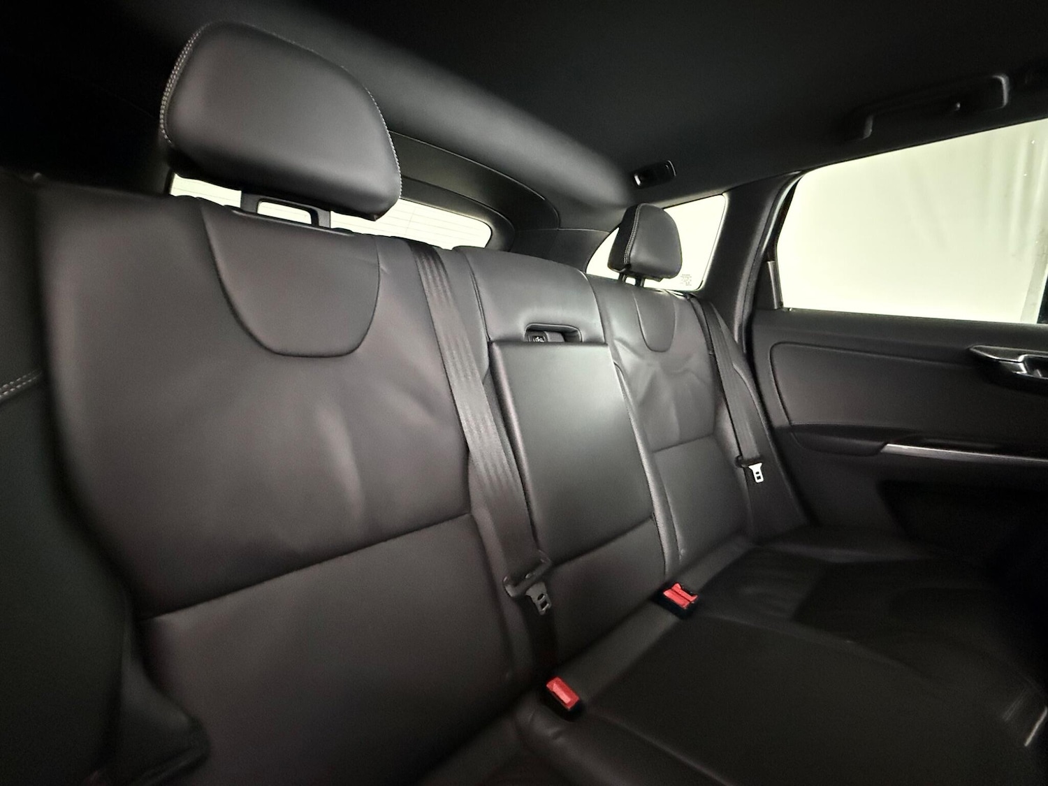 Used Volvo XC60 2017 for sale - 77260096: Photo 15