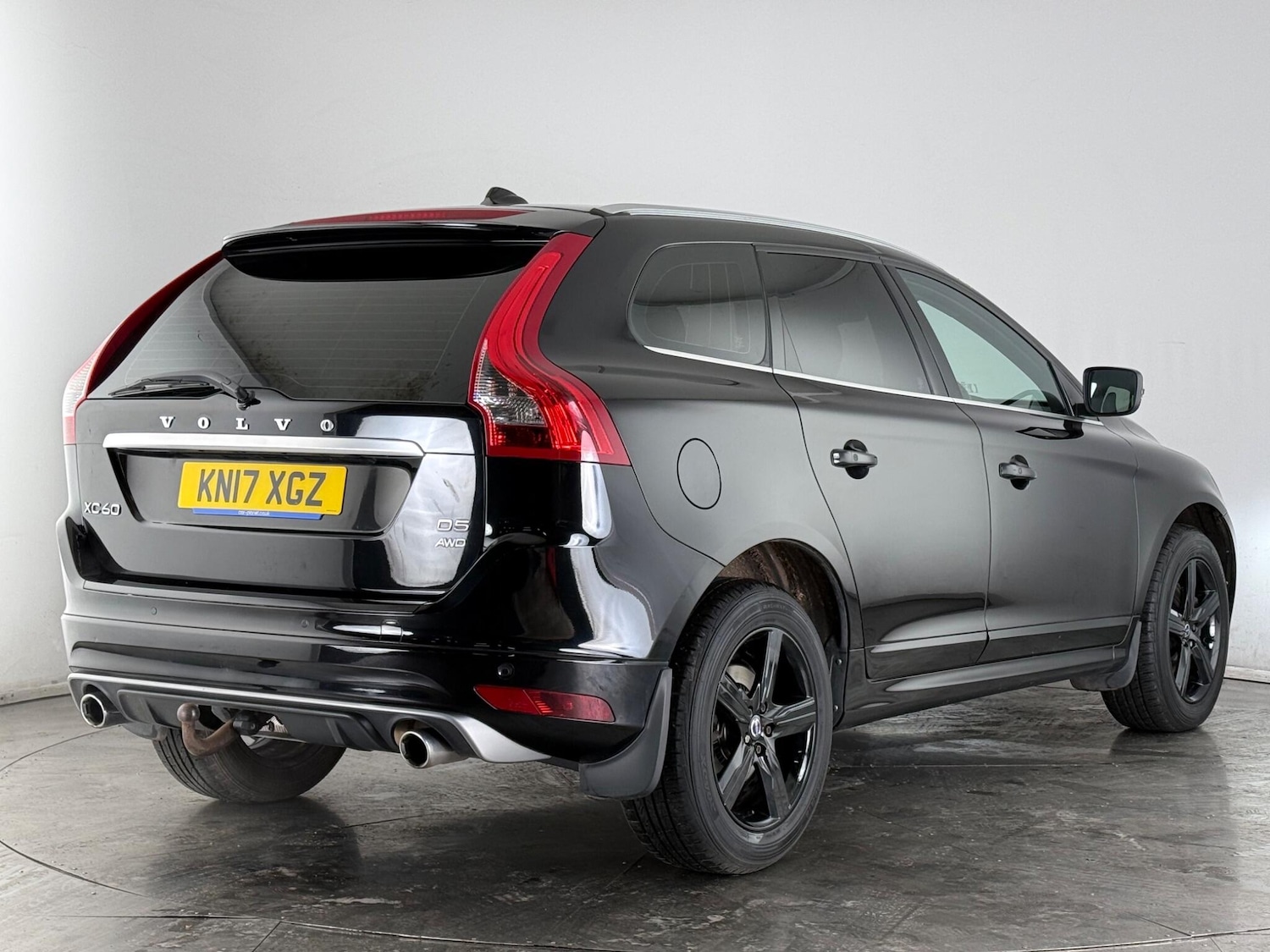 Used Volvo XC60 2017 for sale - 77260096: Photo 4