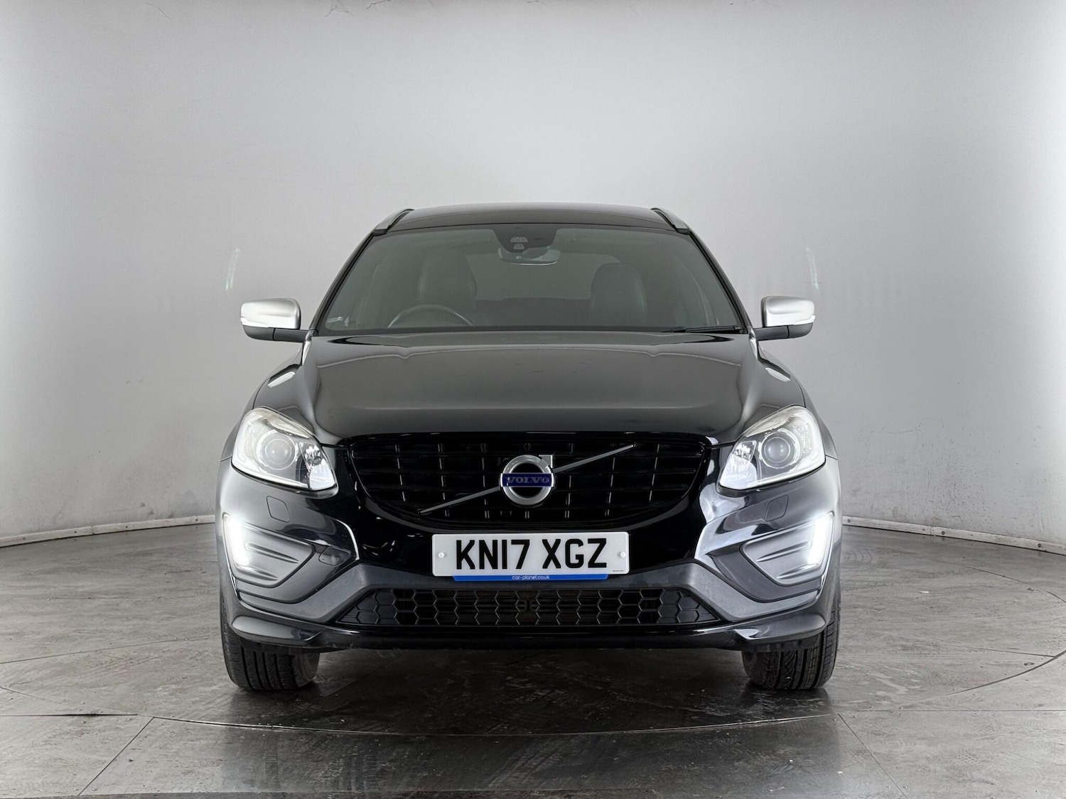 Used Volvo XC60 2017 for sale - 77260096: Photo 5