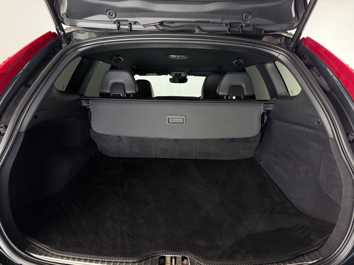 Used Volvo XC60 2017 for sale - 77260096: Photo 8