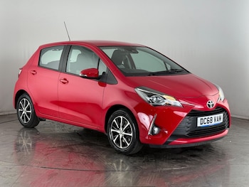 Used Toyota Yaris 2019 for sale - 76468532: Photo