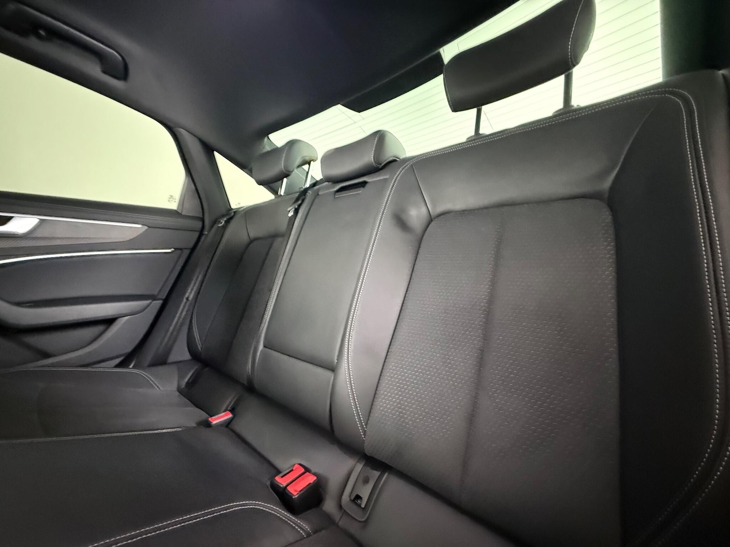 Used Audi A6 Saloon 2022 for sale - 77246946: Photo 11