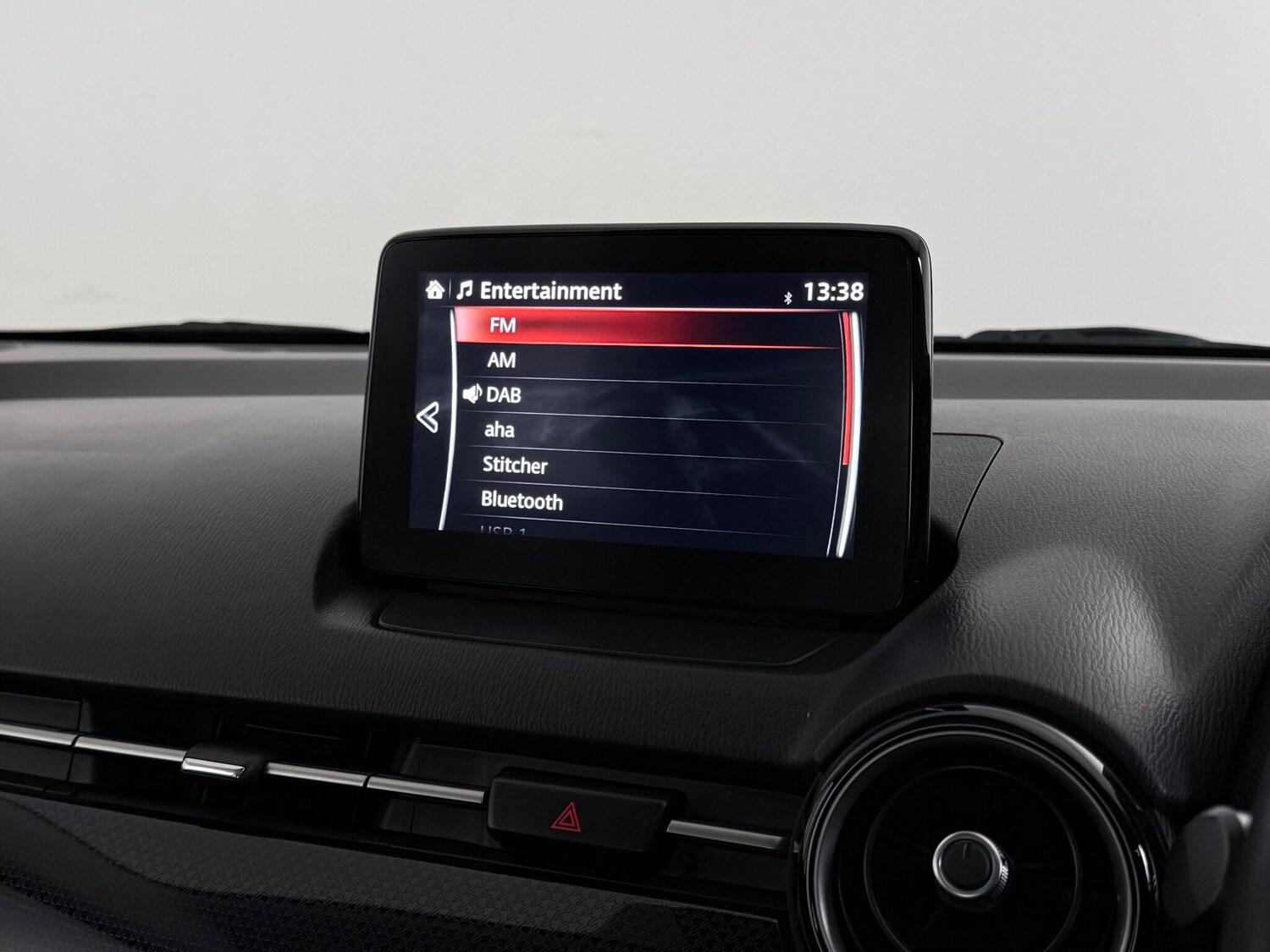 Used Mazda Mazda2 2017 for sale - 76511797: Photo 29