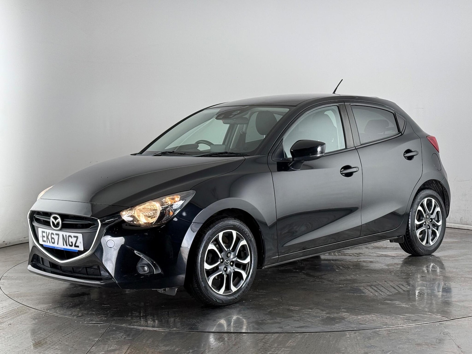 Used Mazda Mazda2 2017 for sale - 76511797: Photo 3