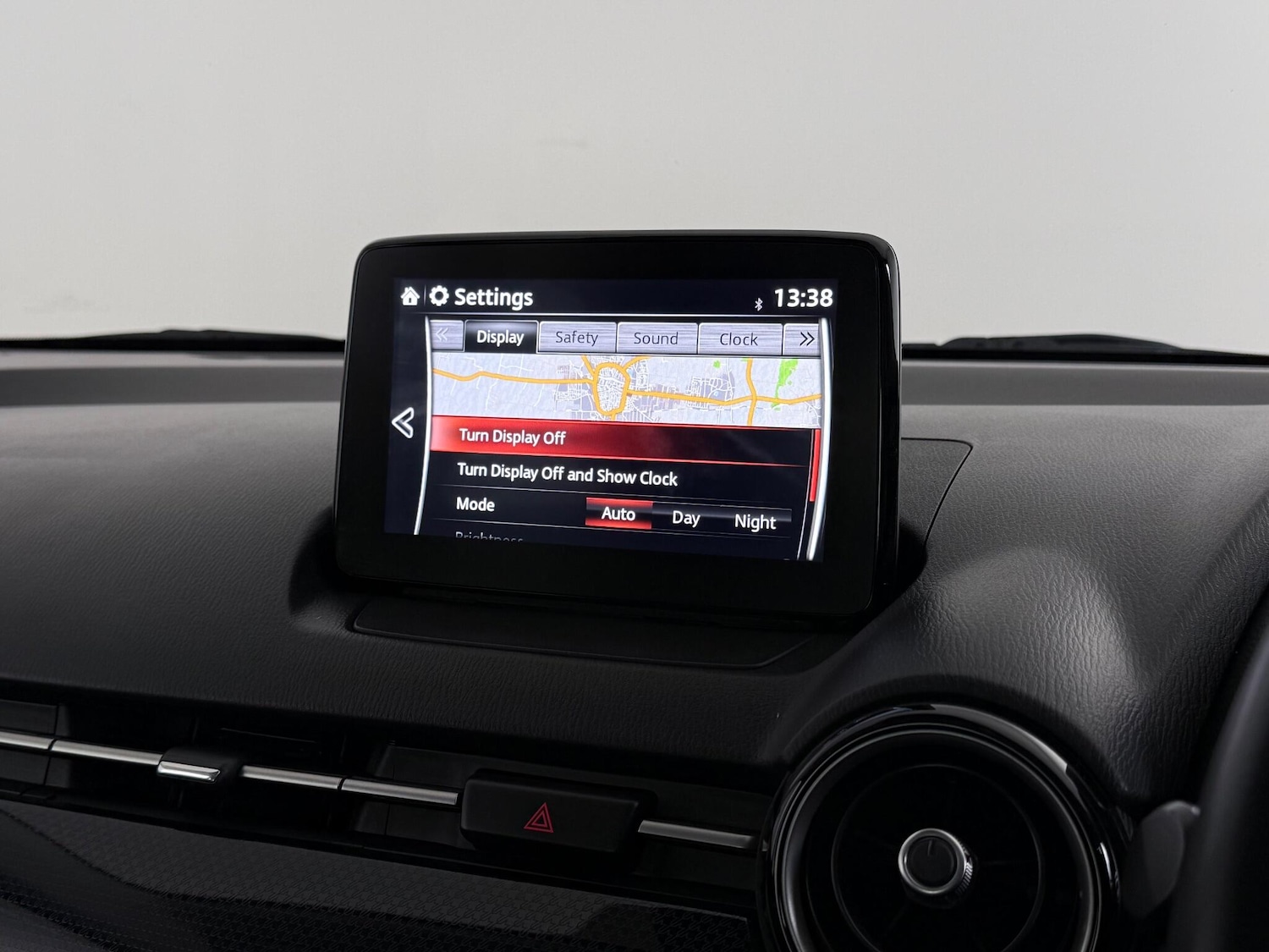 Used Mazda Mazda2 2017 for sale - 76511797: Photo 33