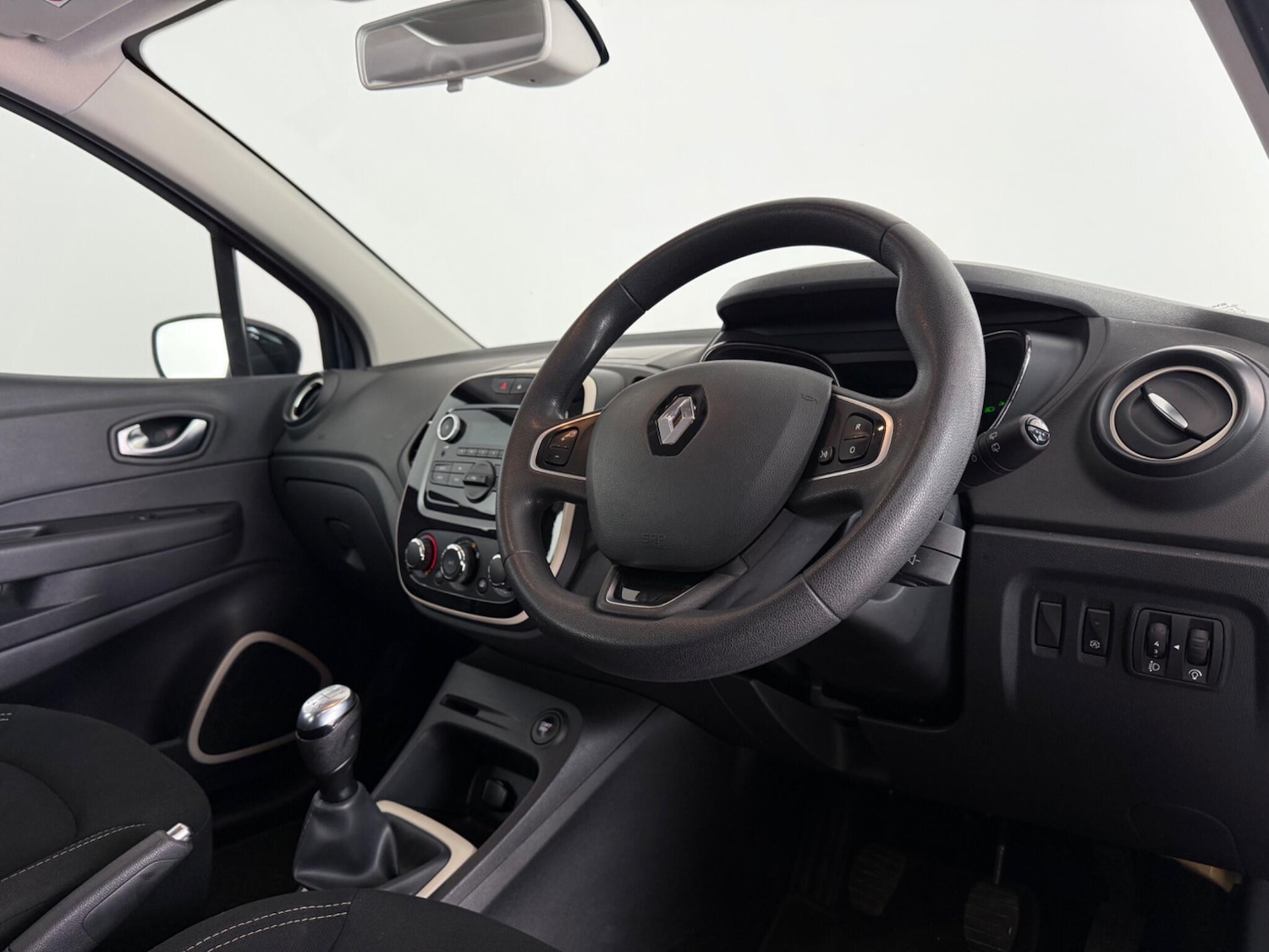 Used Renault Captur 2018 for sale - 78116686: Photo 10