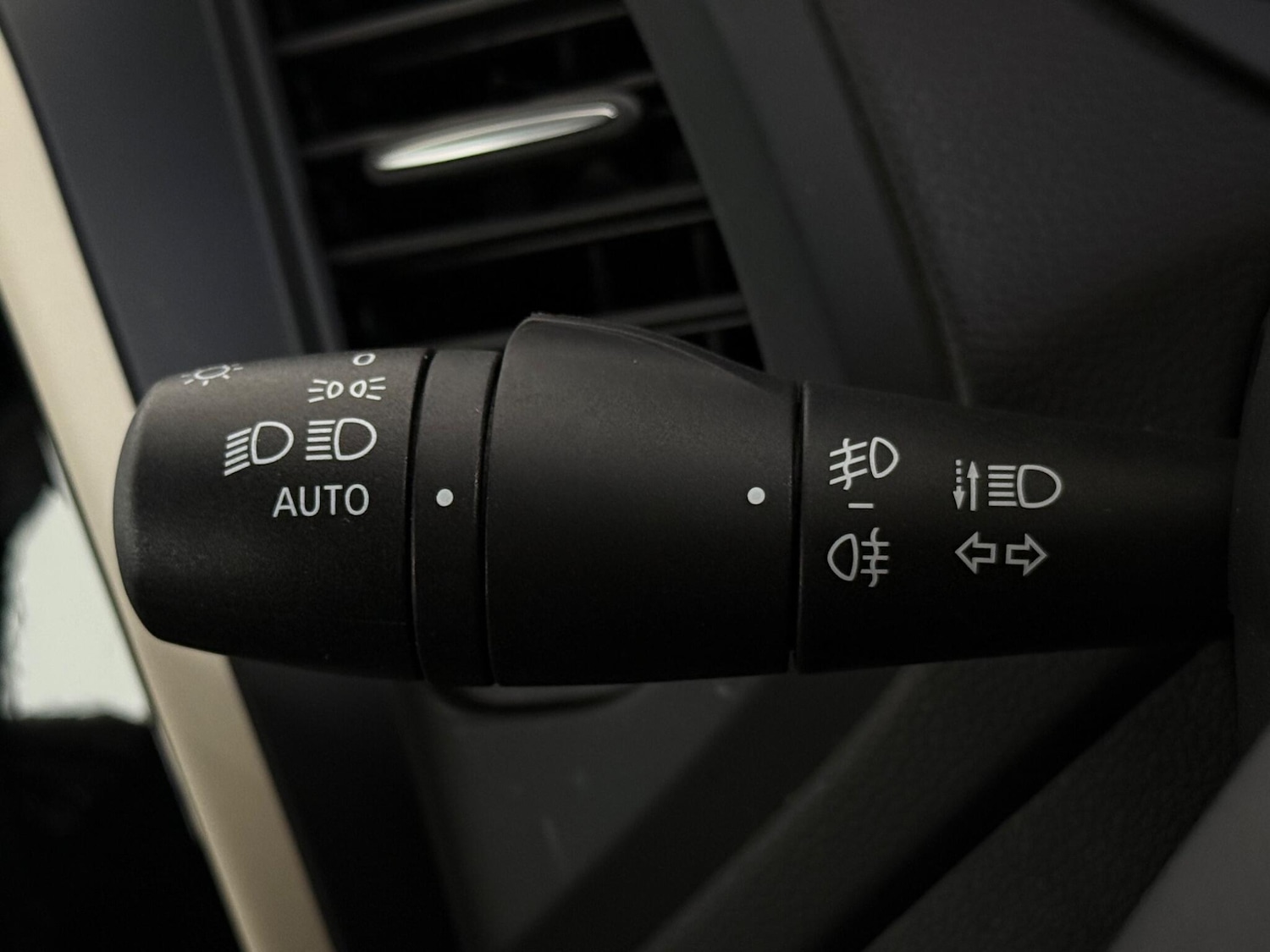 Used Renault Captur 2018 for sale - 78116686: Photo 22