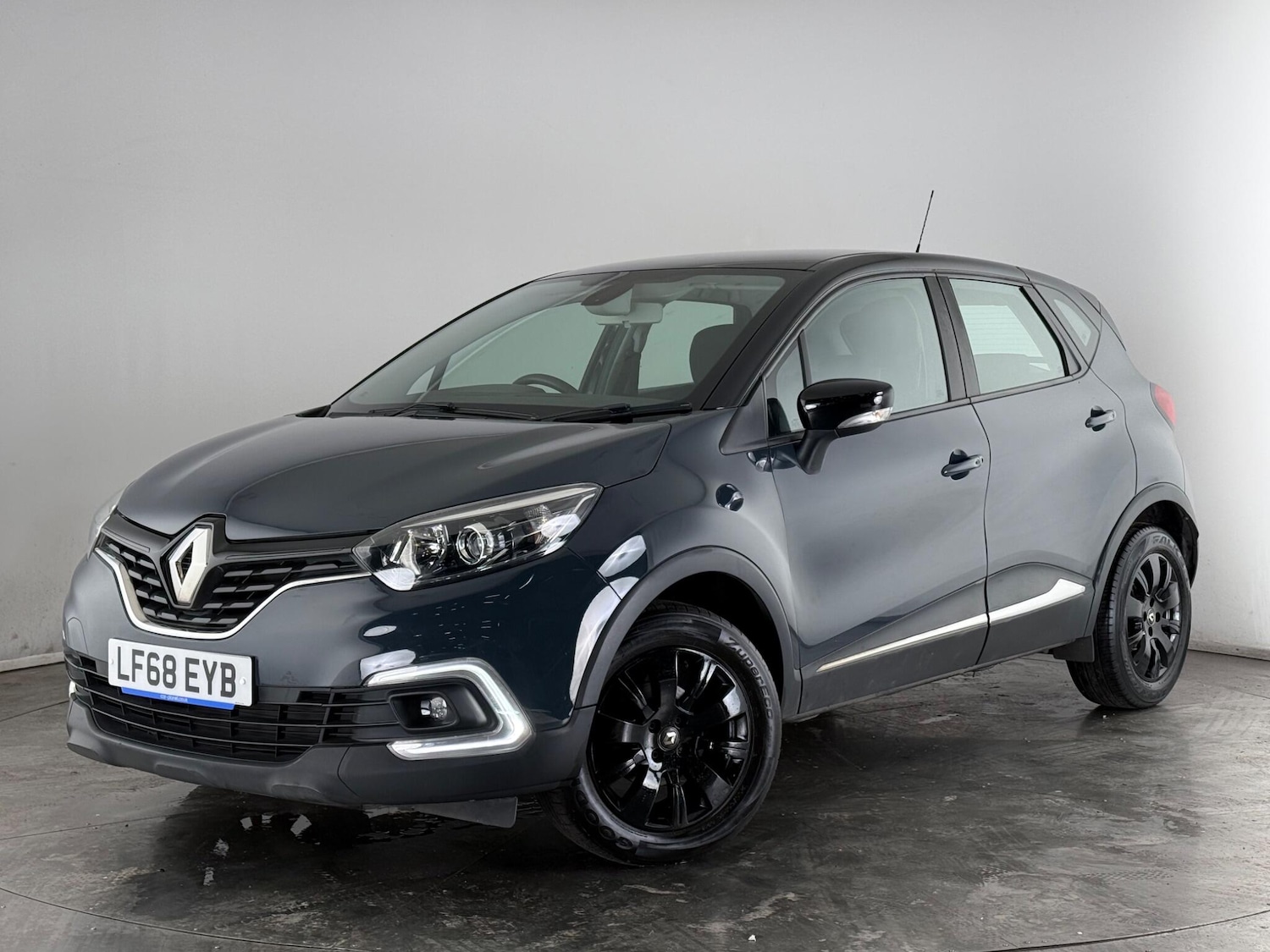 Used Renault Captur 2018 for sale - 78116686: Photo 25